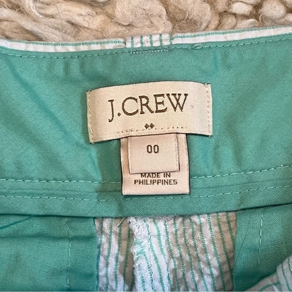 J Crew Shorts Women's Size 00 Green Seersucker Striped Cotton City Fit - Picture 3 of 8